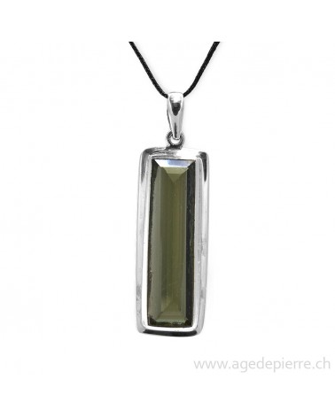 Moldavite facettée en Bijoux