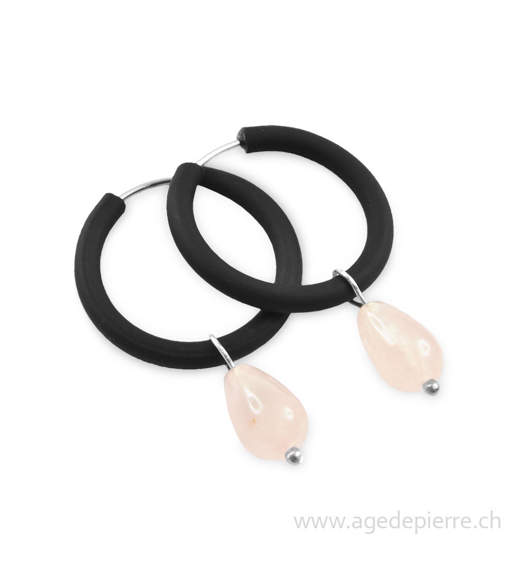 Boucles d'oreilles arc-en-ciel en caoutchouc noir et quartz rose