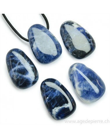 Sodalite pendentif pierre percée l'âge de pierre Vevey